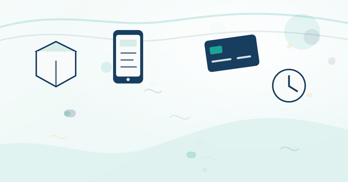 Смартфон с корзиной маркетплейса, банковская карта и список праздничных доставок